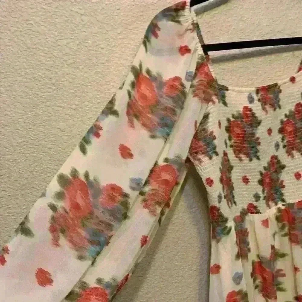 White floral smocked mini dress sz L summer wedding guest bridal shower feminine - Picture 5 of 9